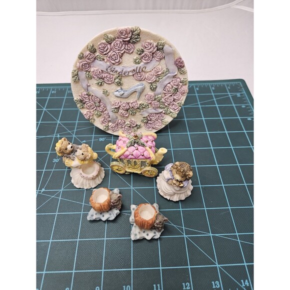 Vintage Cinderella 1996 Popular Imports Mini Resin Tea set - Picture 3 of 16